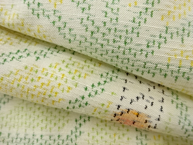  麻の葉に花模様織り出し十日町紬着物